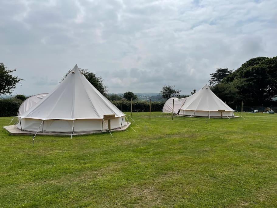فندق Cox Hill Glamping Badger ترورو المظهر الخارجي الصورة