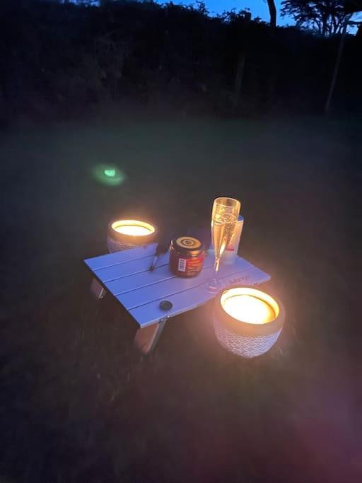 فندق Cox Hill Glamping Badger ترورو المظهر الخارجي الصورة